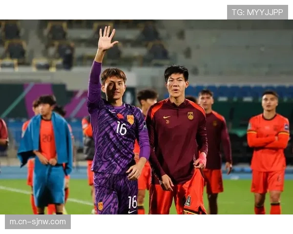 青岛西海岸防守反击思路清晰 李昊门线发挥出色难掩进攻乏力